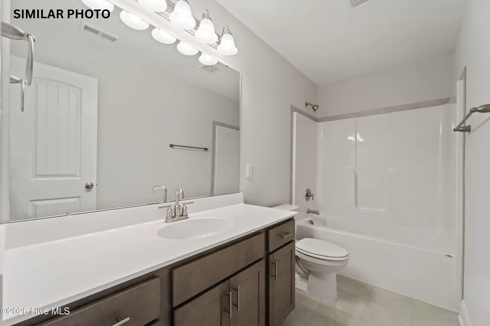 617 Barlowe Lane Jacksonville, NC 28546
