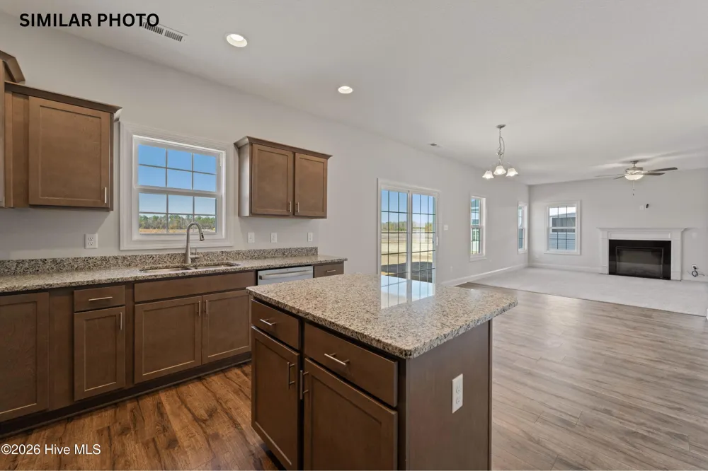 617 Barlowe Lane Jacksonville, NC 28546