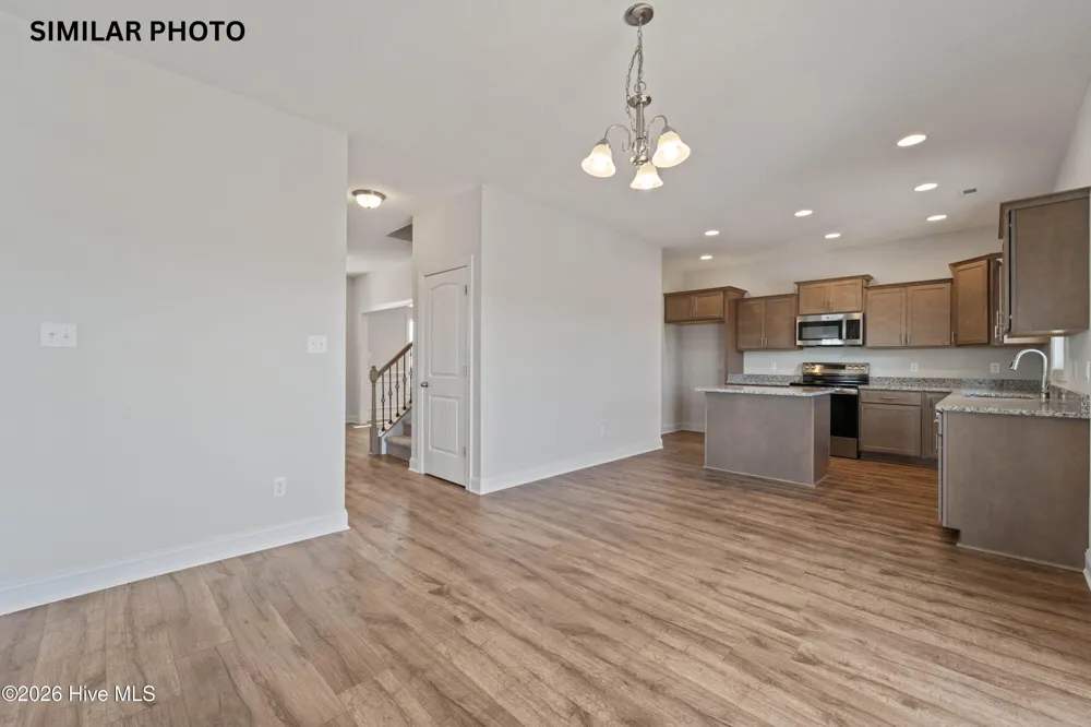 617 Barlowe Lane Jacksonville, NC 28546