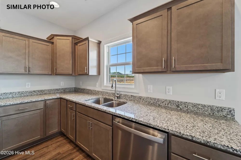 617 Barlowe Lane Jacksonville, NC 28546