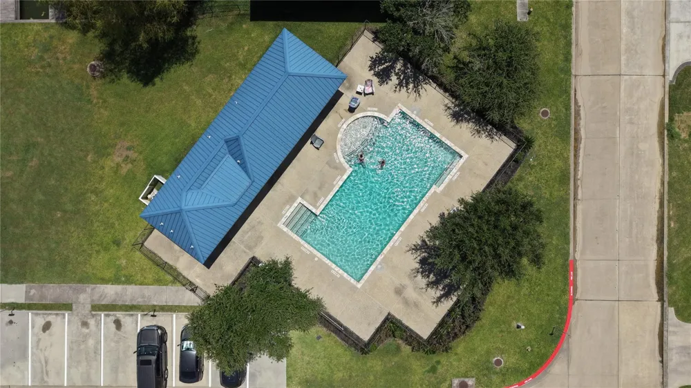 11000 Lake Mist Lane Willis, TX 77318