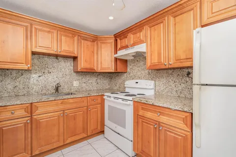 1330 NW 43rd Avenue #202