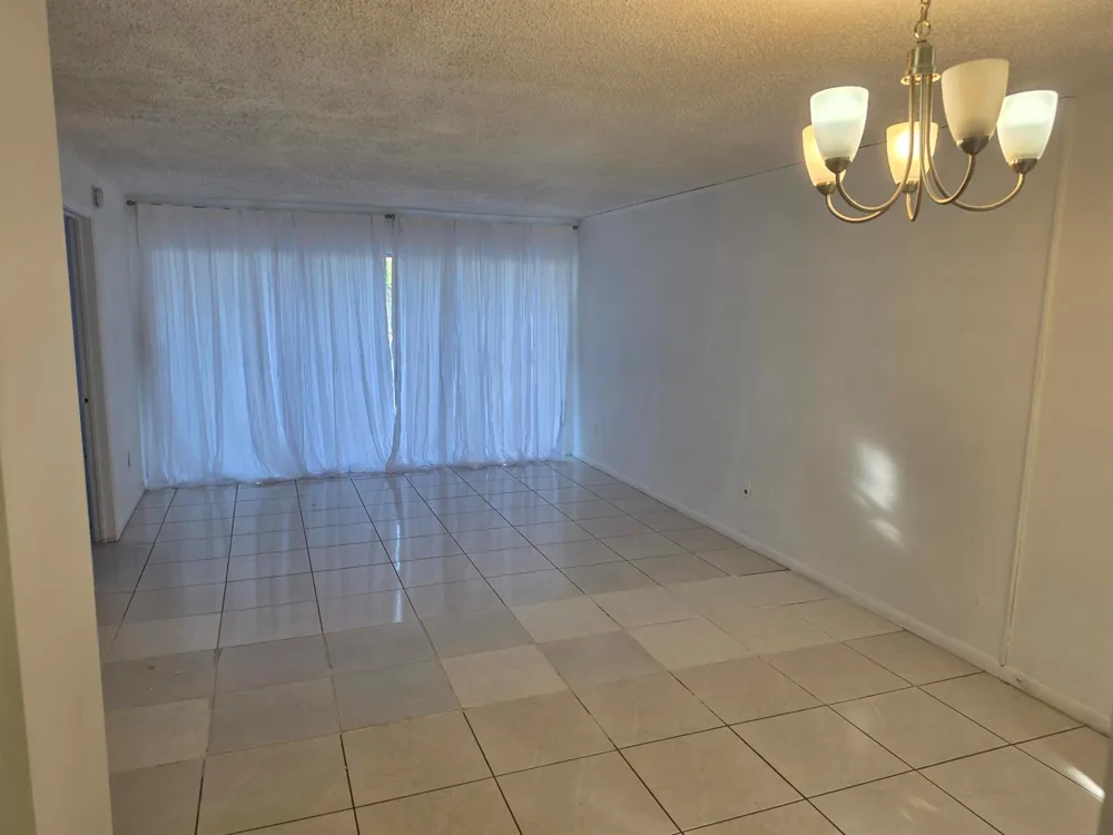 661 UNIVERSITY DRIVE #1-104 Pembroke Pines, FL 33024