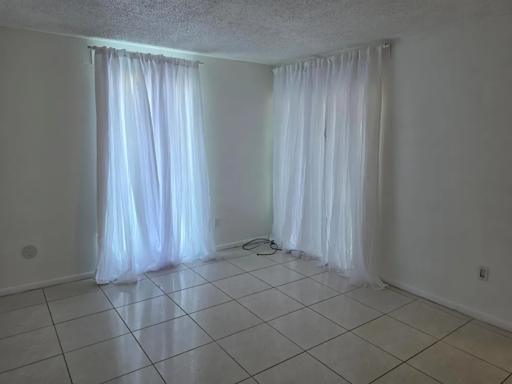 661 UNIVERSITY DRIVE #1-104 Pembroke Pines, FL 33024