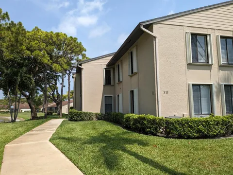 711 Sunny Pine Way #B1