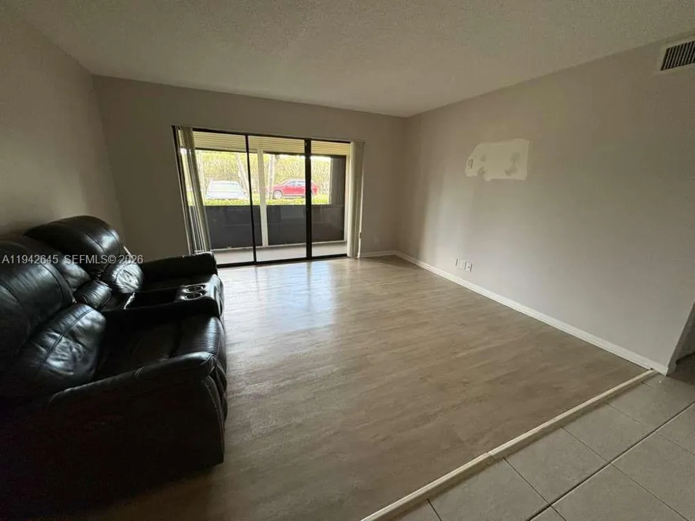 623 Sea Pine Way #C1 Green Acres, FL 33415