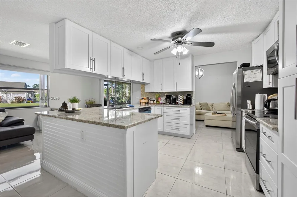 100 Miramar Ave Royal Palm Beach, FL 33411