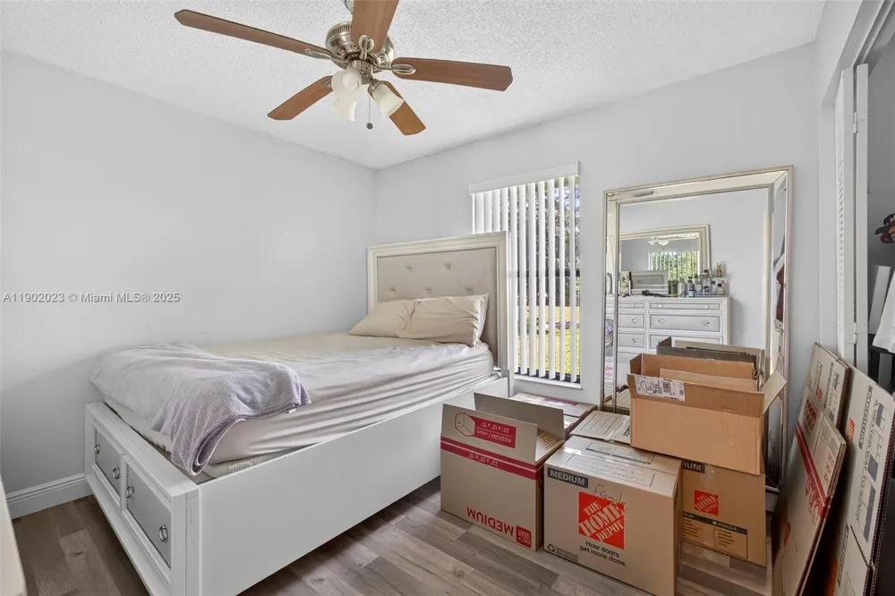 100 Miramar Ave Royal Palm Beach, FL 33411