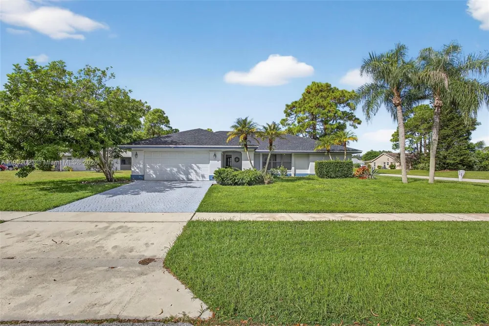 100 Miramar Ave Royal Palm Beach, FL 33411