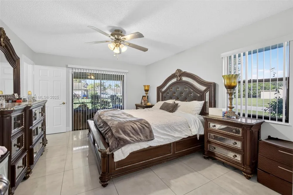 100 Miramar Ave Royal Palm Beach, FL 33411