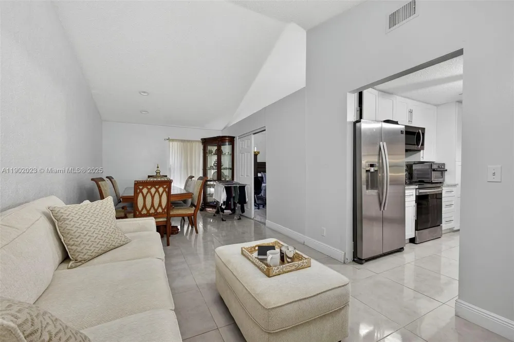 100 Miramar Ave Royal Palm Beach, FL 33411