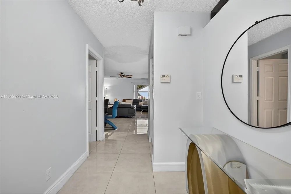 100 Miramar Ave Royal Palm Beach, FL 33411