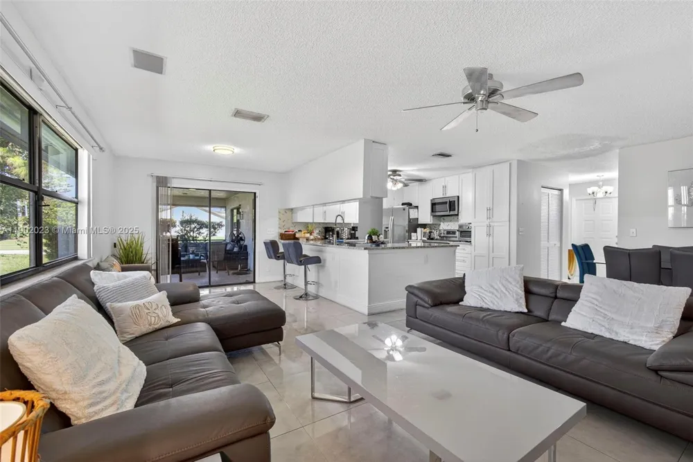 100 Miramar Ave Royal Palm Beach, FL 33411