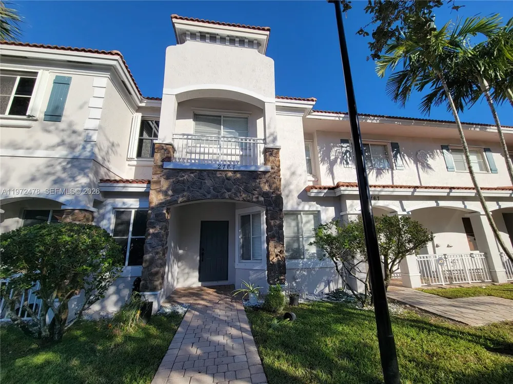 2761 SW 82nd Ave #102 Miramar, FL 33025