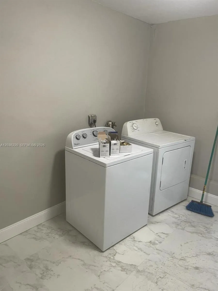 5424 NW 17th Ct #5424 Lauderhill, FL 33313