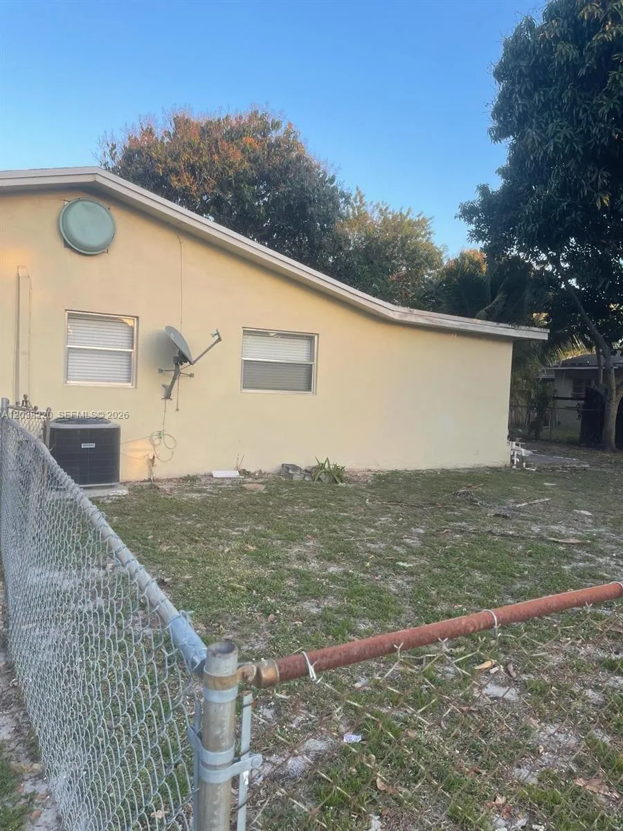 5424 NW 17th Ct #5424 Lauderhill, FL 33313