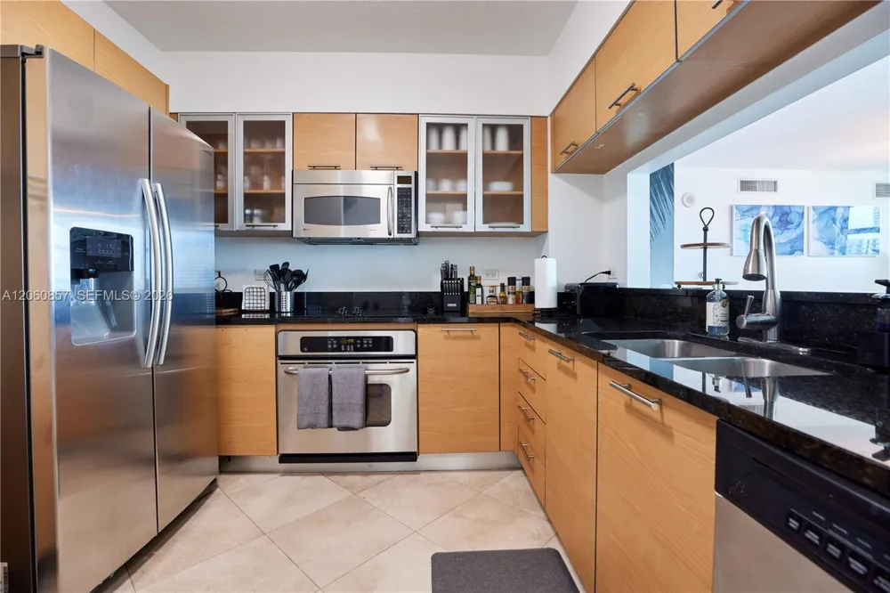 31 SE 5th St #3201 Miami, FL 33131