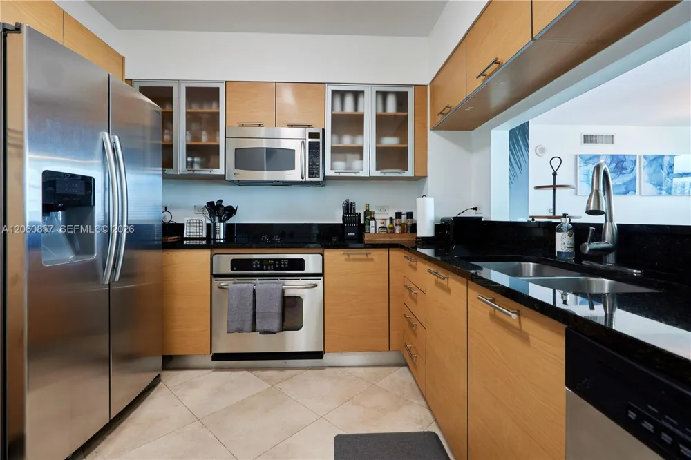 31 SE 5th St #3201 Miami, FL 33131