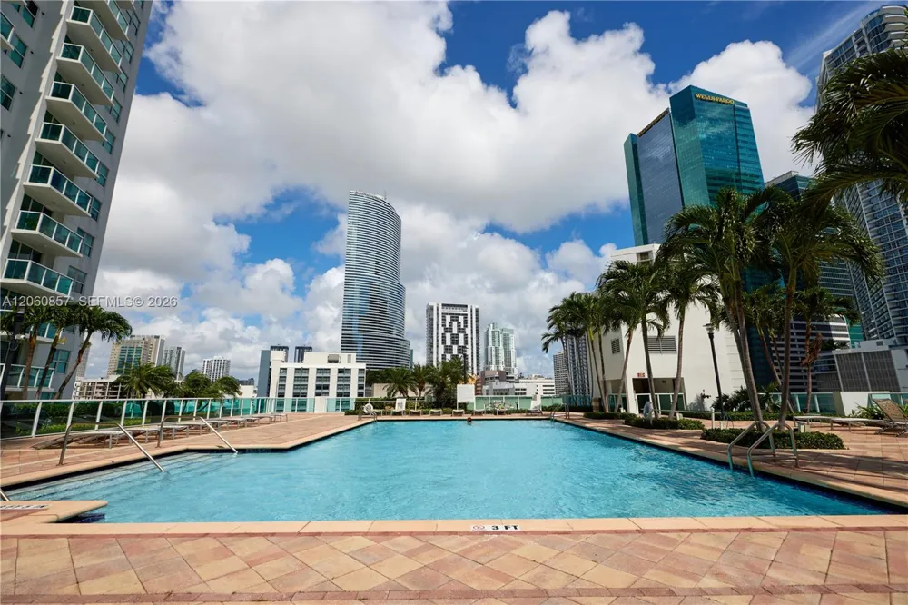 31 SE 5th St #3201 Miami, FL 33131