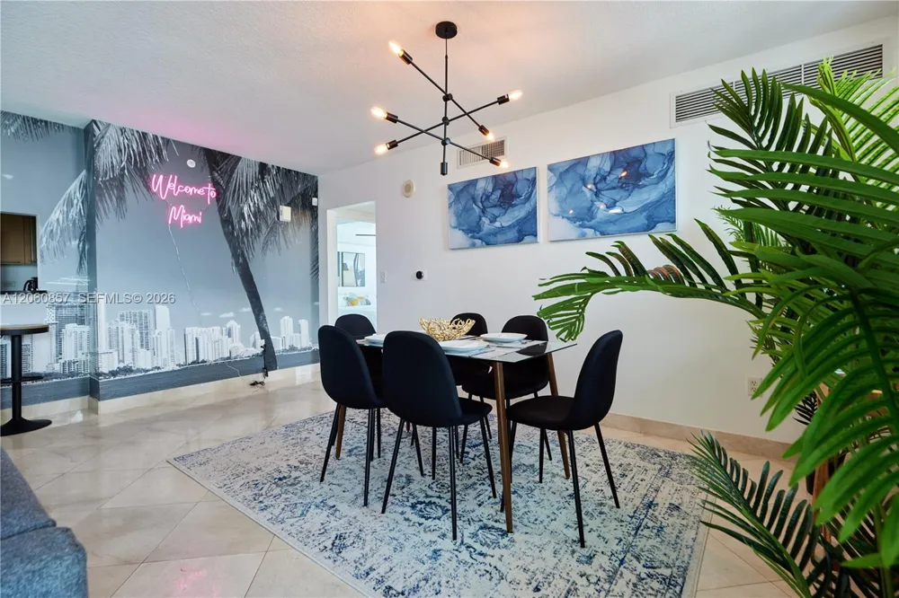 31 SE 5th St #3201 Miami, FL 33131