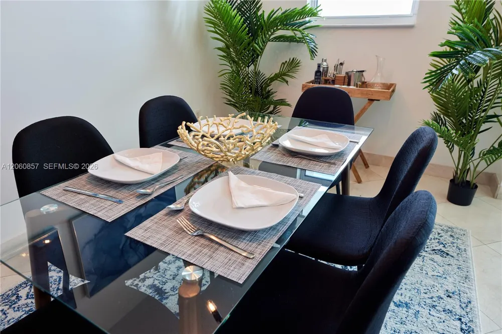31 SE 5th St #3201 Miami, FL 33131