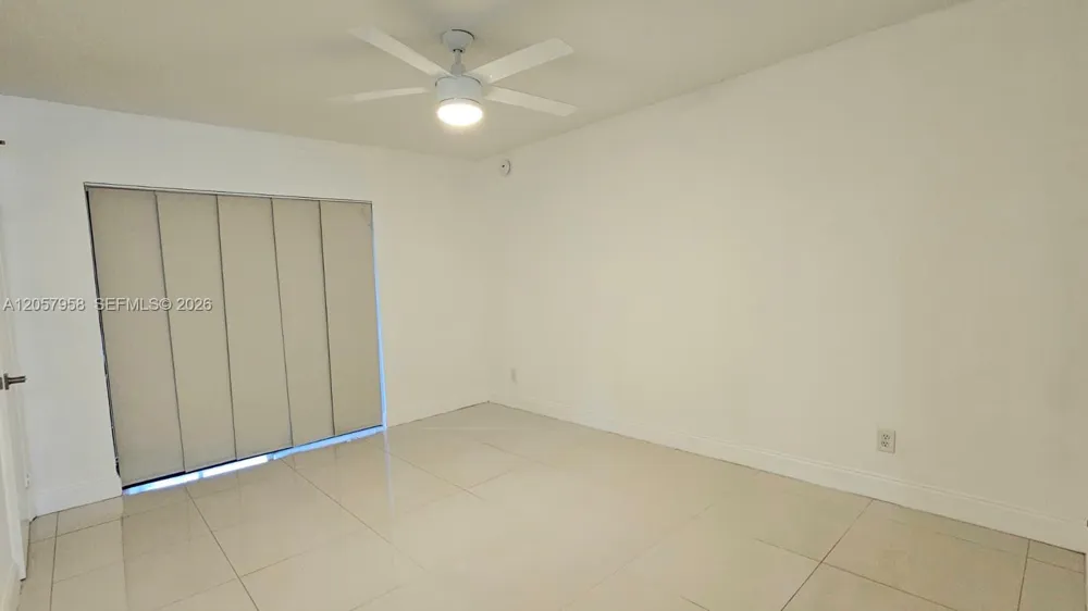 9850 NW 3rd Ct #2 Plantation, FL 33324