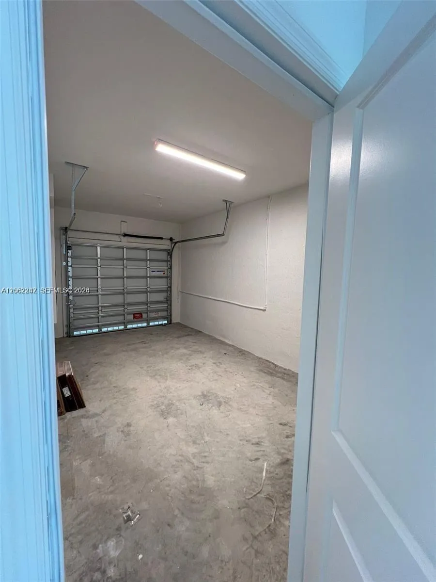23055 SW 129th Ct Miami, FL 33170
