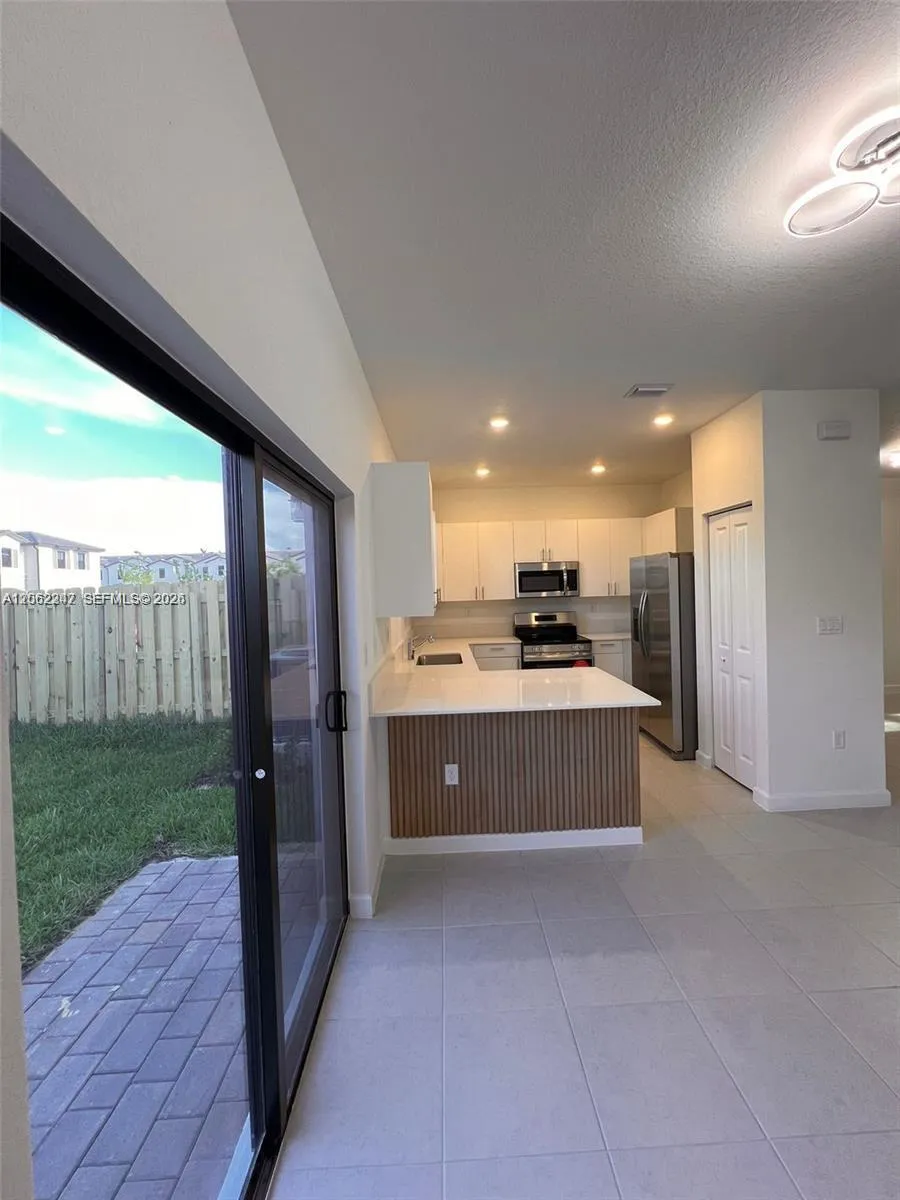 23055 SW 129th Ct Miami, FL 33170