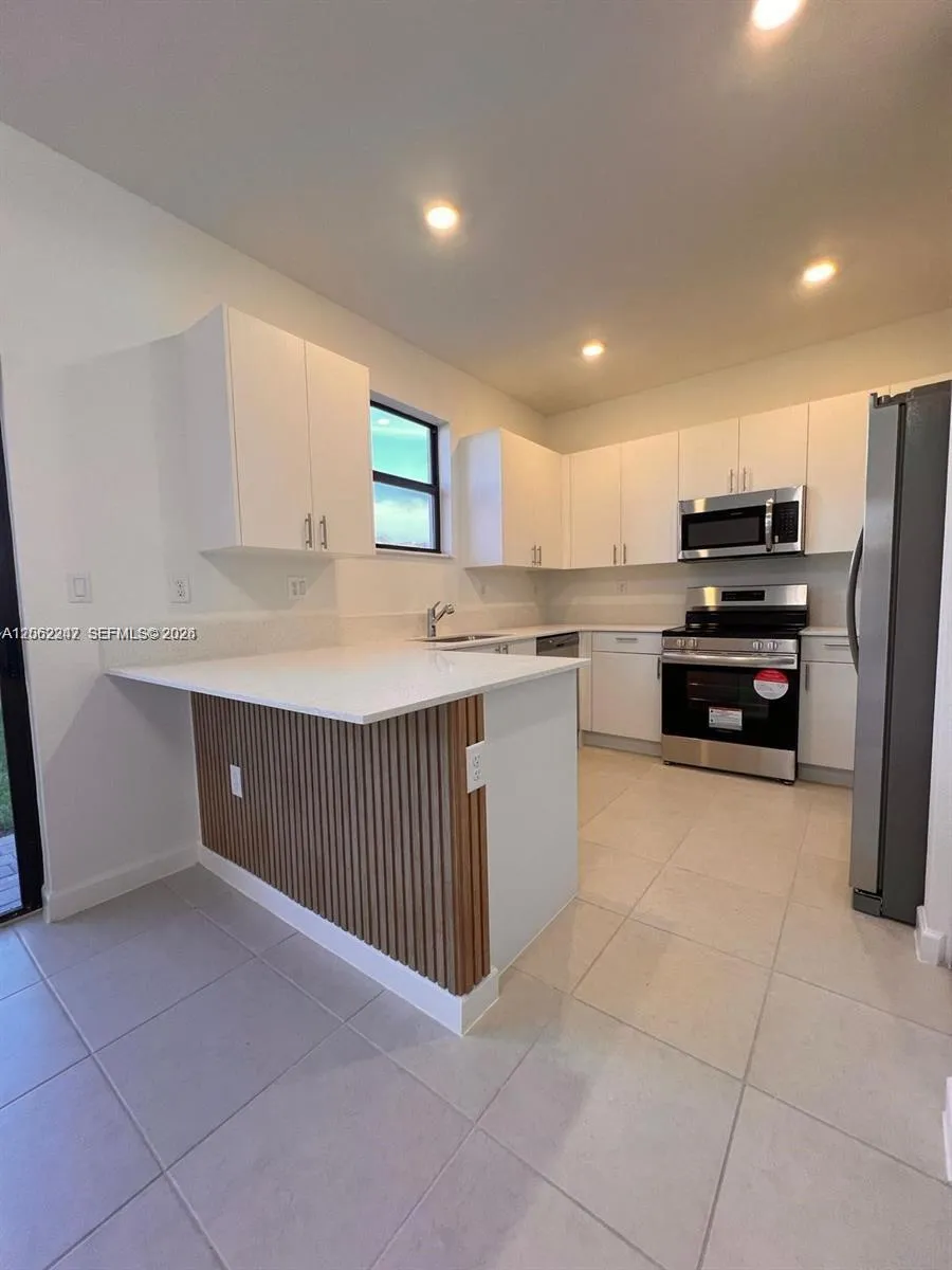 23055 SW 129th Ct Miami, FL 33170