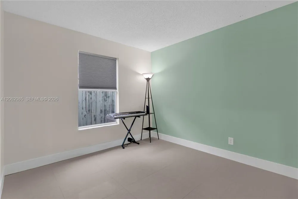949 SW 7th Pl Florida City, FL 33034