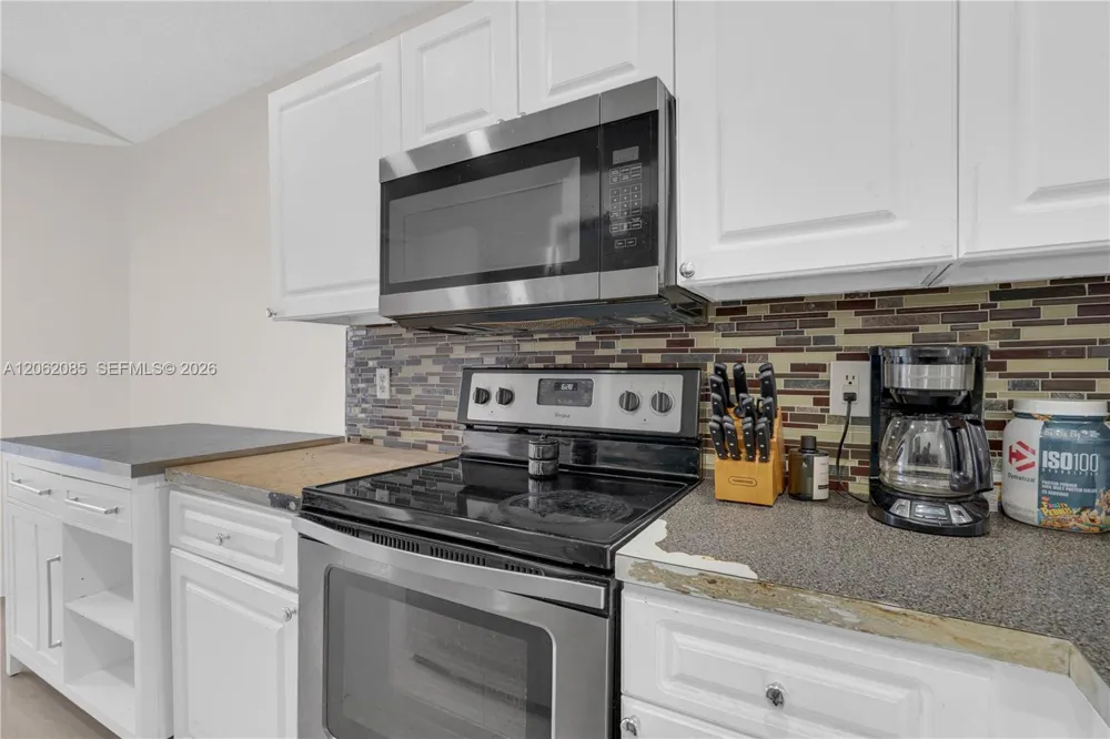 949 SW 7th Pl Florida City, FL 33034