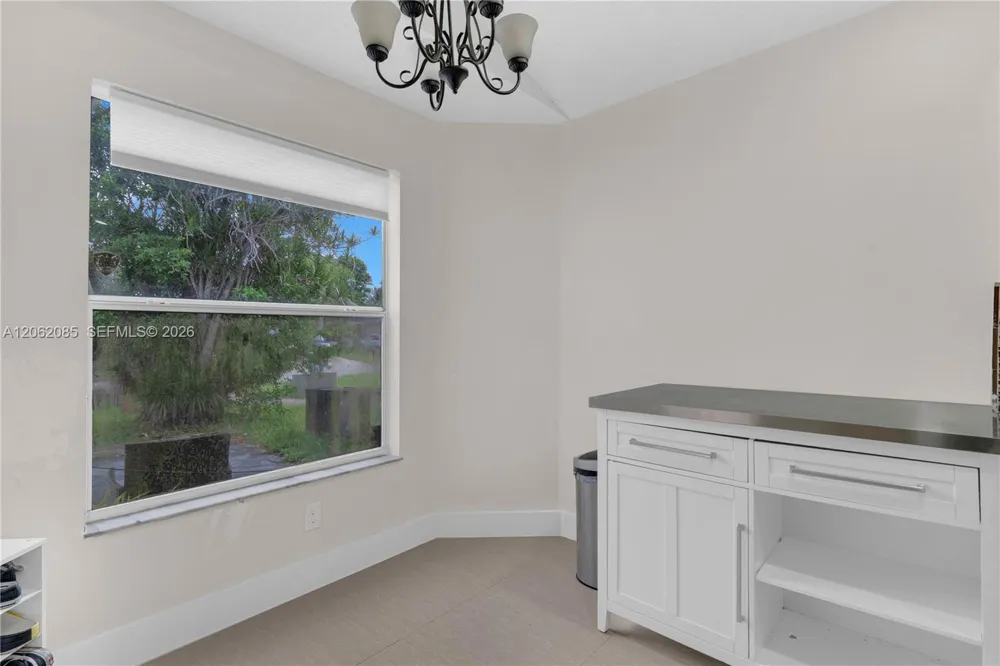 949 SW 7th Pl Florida City, FL 33034
