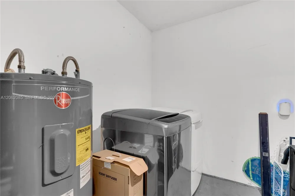949 SW 7th Pl Florida City, FL 33034