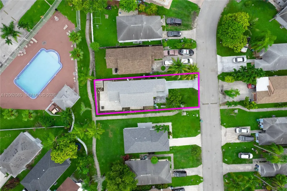 949 SW 7th Pl Florida City, FL 33034