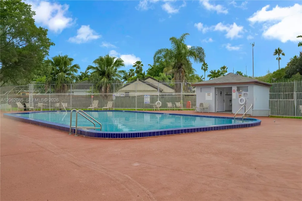 949 SW 7th Pl Florida City, FL 33034