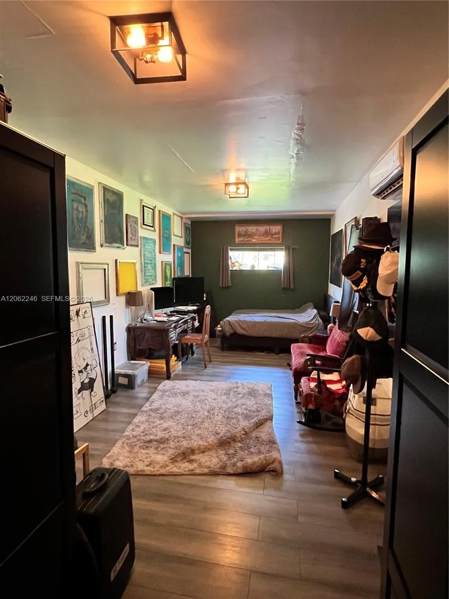 13301 NW Miami Ct Miami, FL 33168