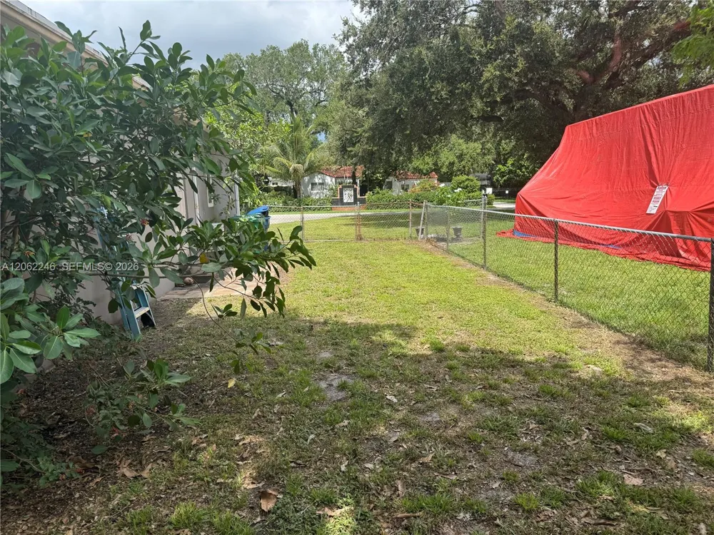 13301 NW Miami Ct Miami, FL 33168