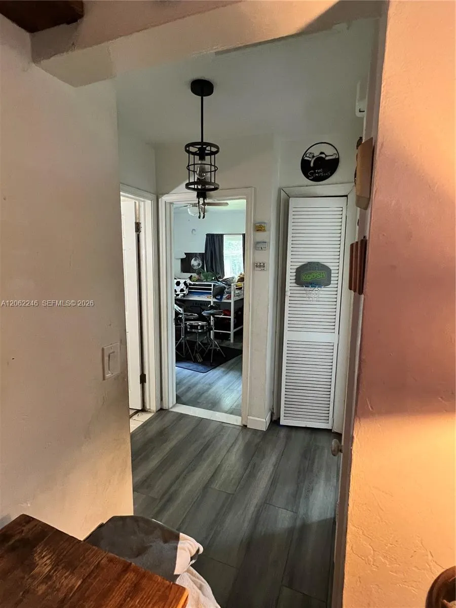13301 NW Miami Ct Miami, FL 33168
