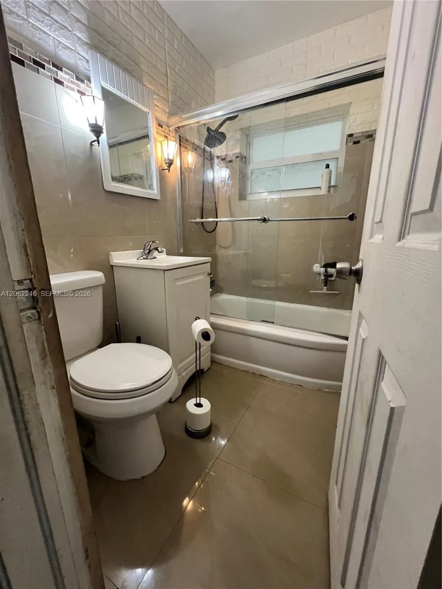 13301 NW Miami Ct Miami, FL 33168