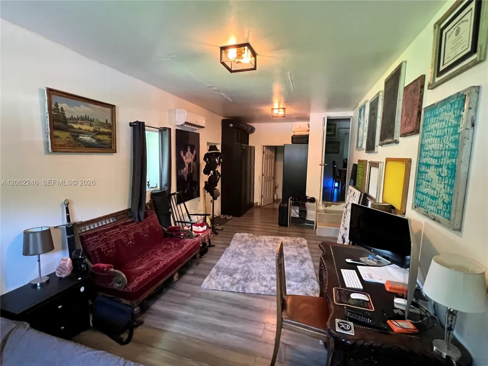 13301 NW Miami Ct Miami, FL 33168