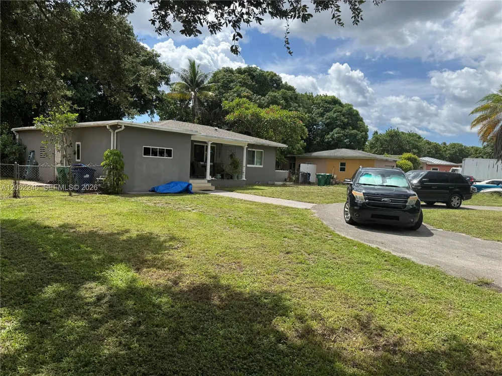 13301 NW Miami Ct Miami, FL 33168
