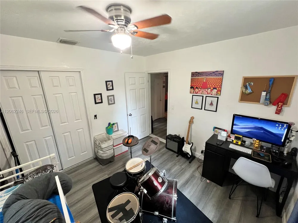 13301 NW Miami Ct Miami, FL 33168