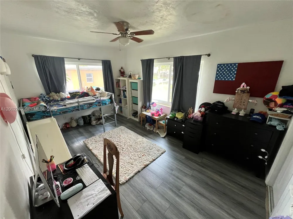 13301 NW Miami Ct Miami, FL 33168