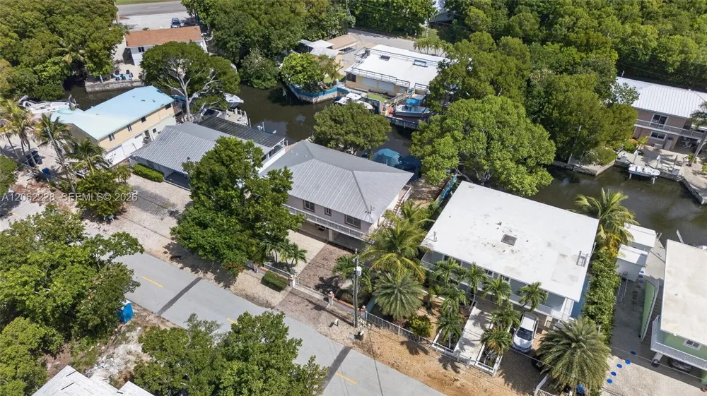 123 Peace Ave Tavernier, FL 33070