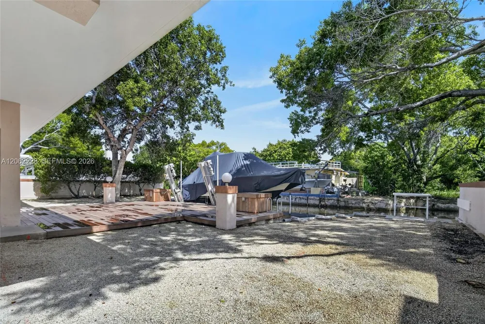 123 Peace Ave Tavernier, FL 33070