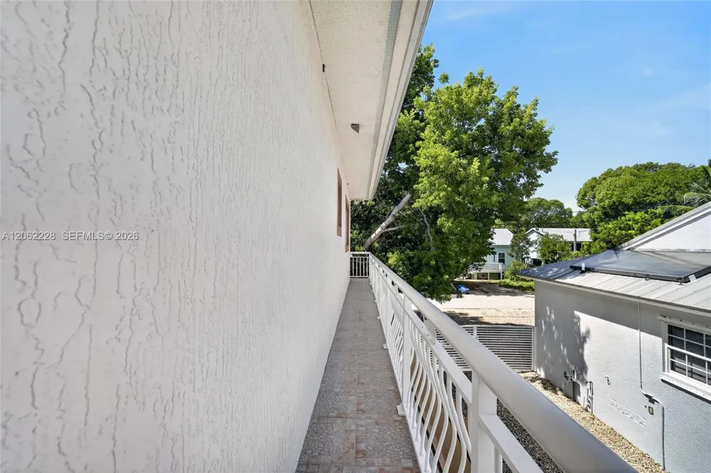 123 Peace Ave Tavernier, FL 33070