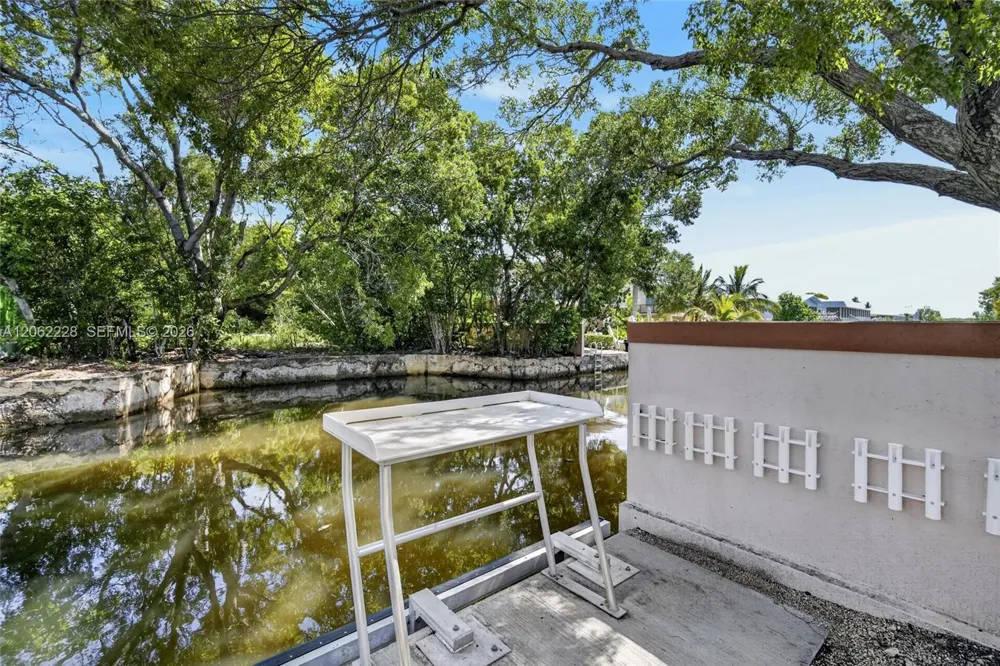 123 Peace Ave Tavernier, FL 33070