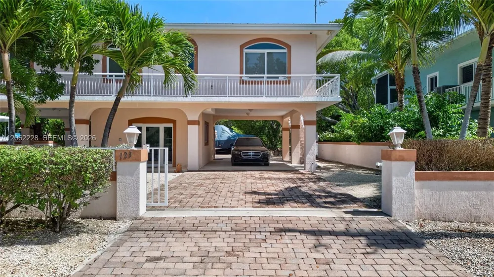 123 Peace Ave Tavernier, FL 33070