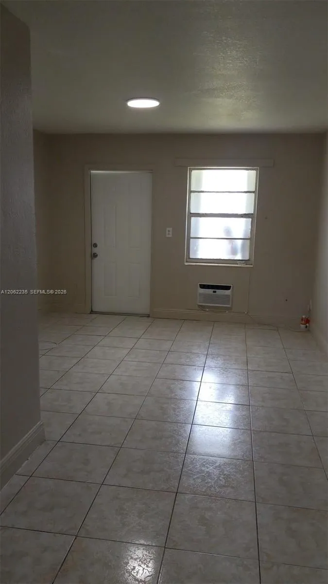 1462 NW 2nd Ave #2 Florida City, FL 33034