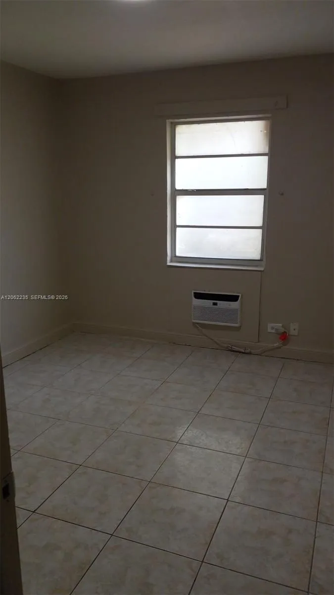 1462 NW 2nd Ave #2 Florida City, FL 33034